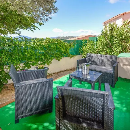 2 Bedroom Awesome In *